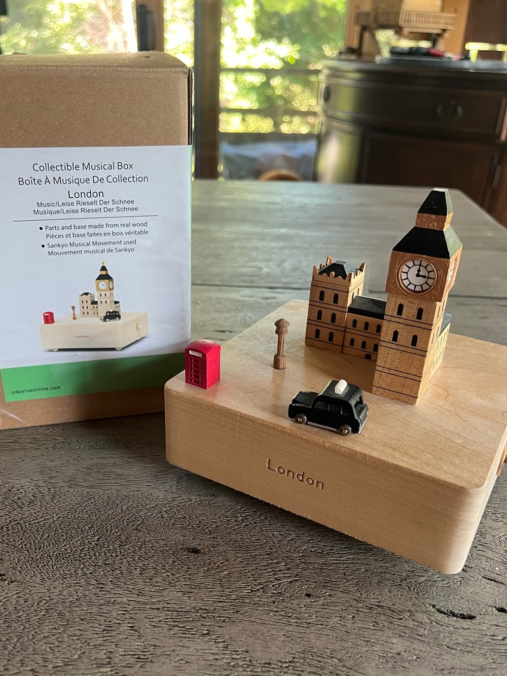 Wooderful Life London Big Ben Taxi Musical Music Box NIB